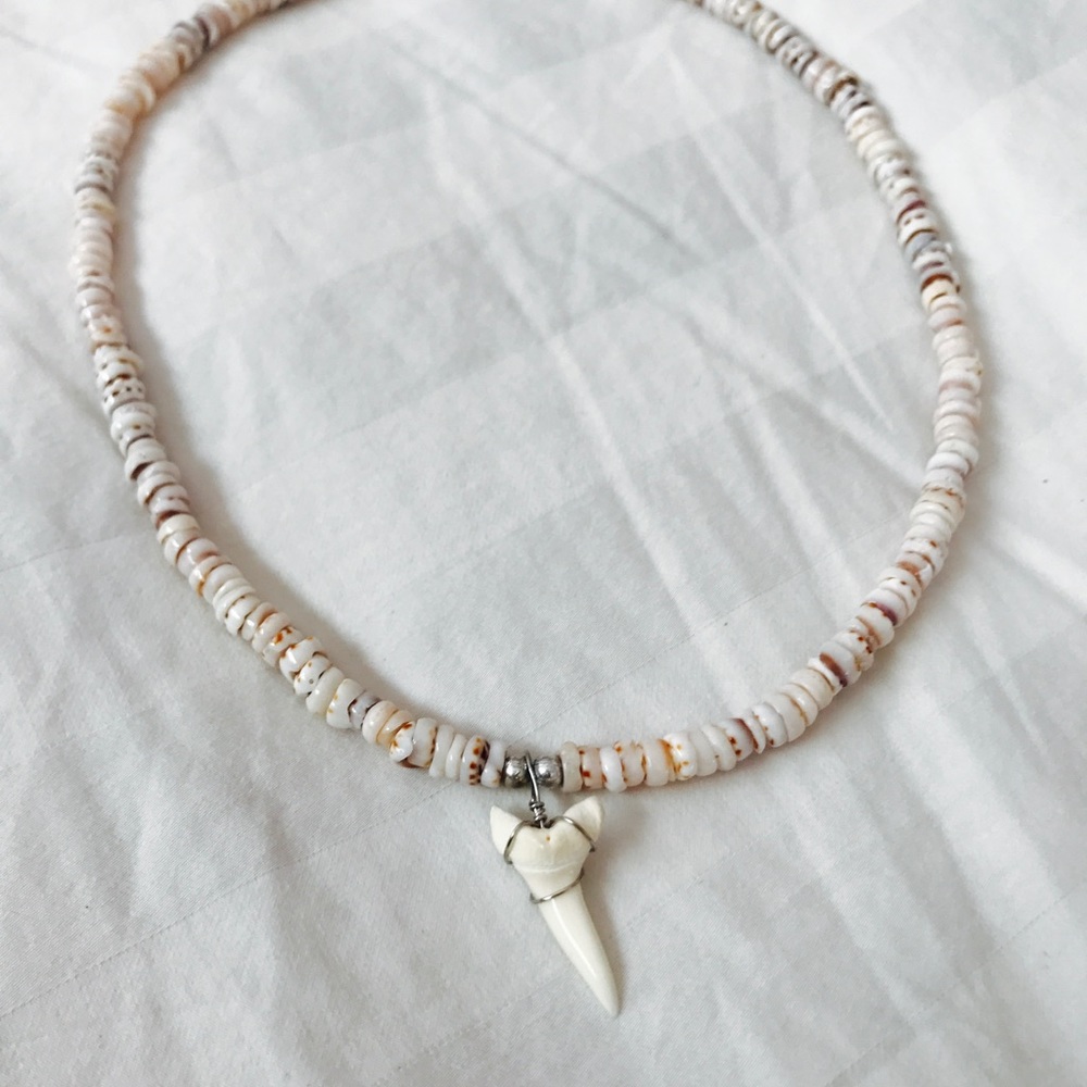 Hawaiian Shark Tooth / Sea Shell Necklace