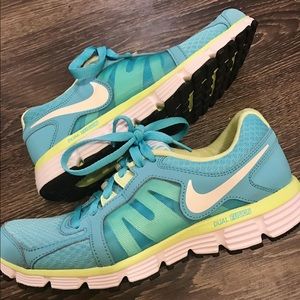Nike Dual Fusion Running Shoes Size 8.5