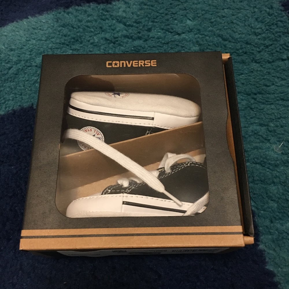 Black infant chucks converse