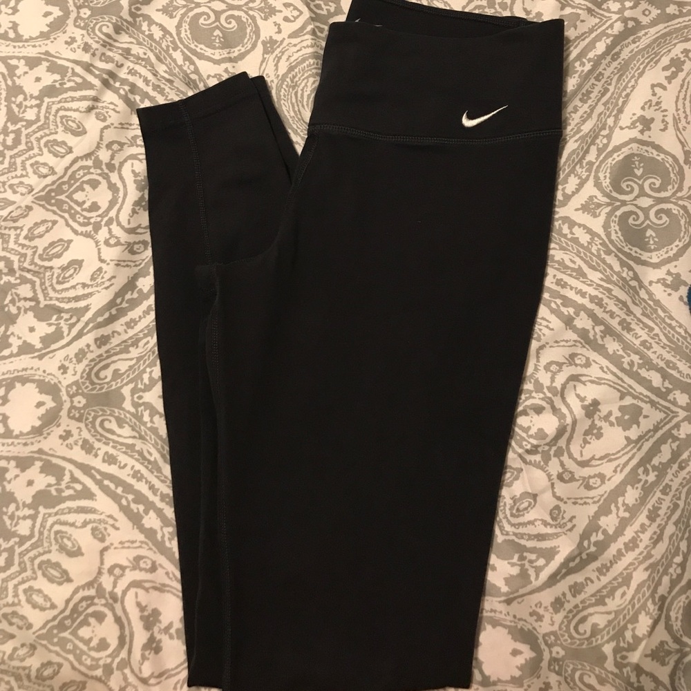 Black Nike Leggings