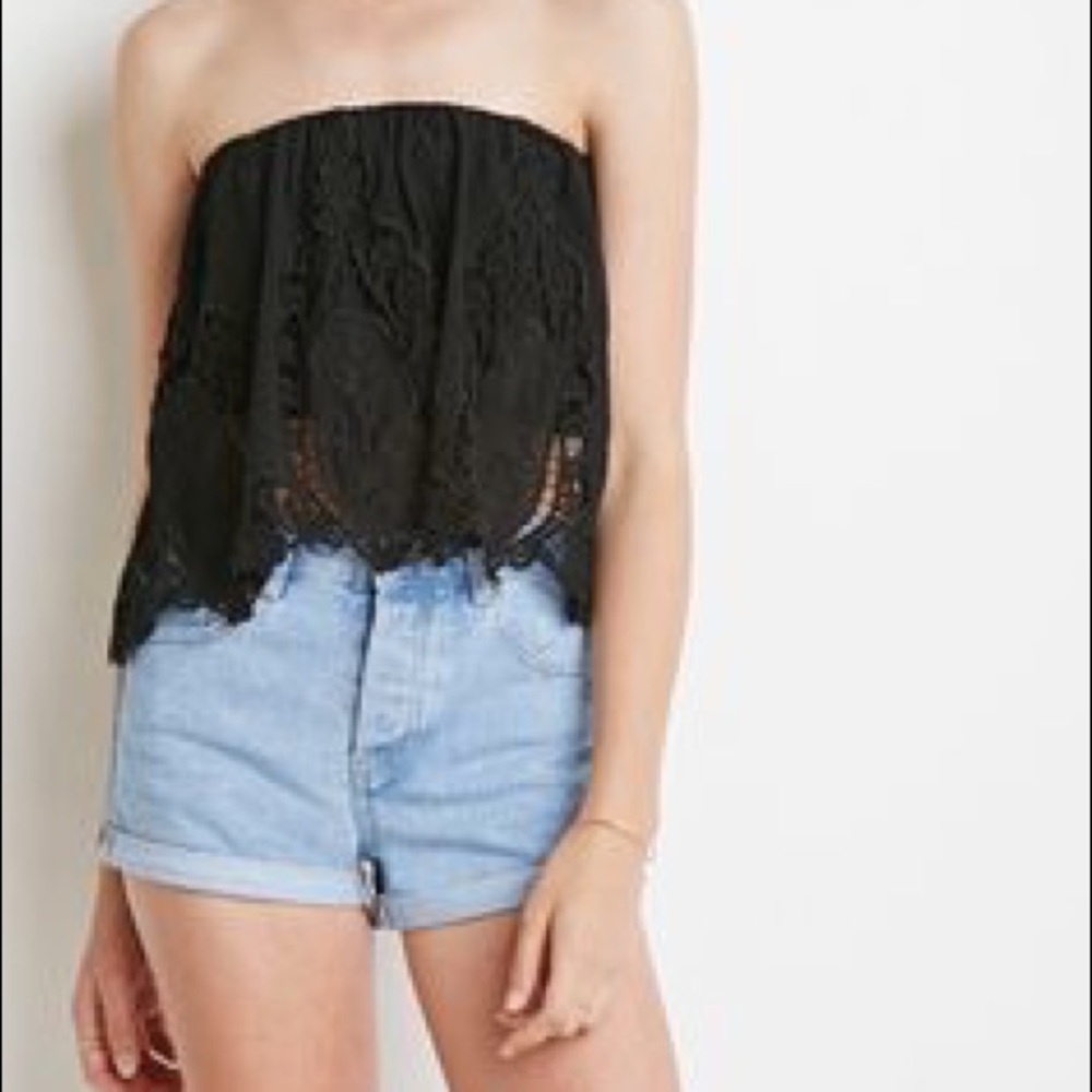 F21 Sleevelessp Black Crochet Crop Top