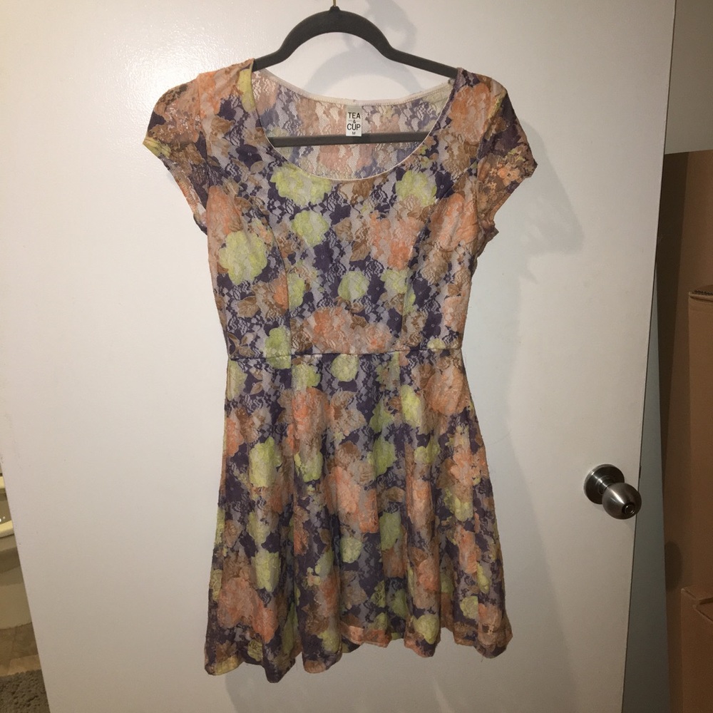 UNIQUE Tea & Cup Floral Lace Dress