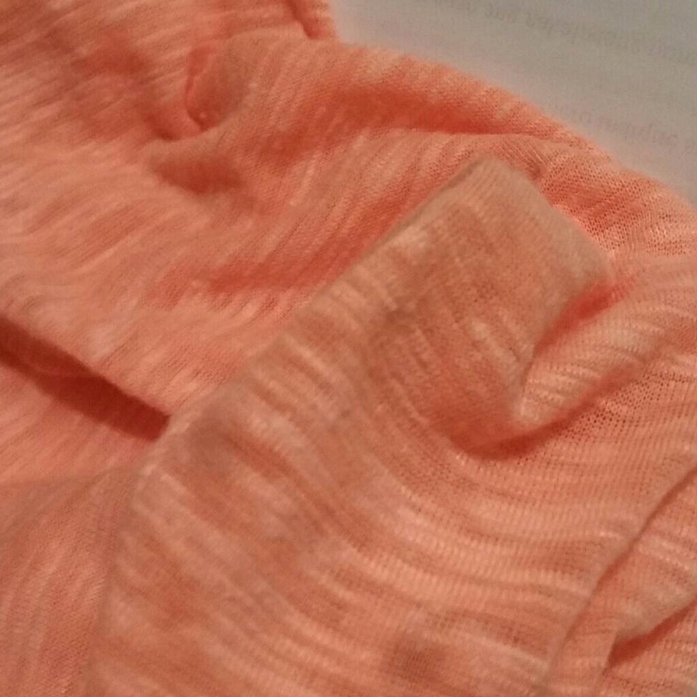 Crop top - Picture 3 of 3