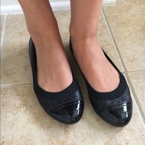 Tory Burch Jolie Black Flat size 8.5