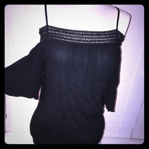 Black boho flowy top. BNWT.