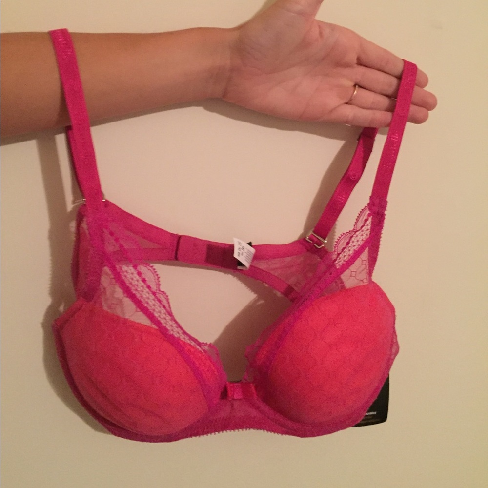 Chantelle Pink & Orange Bra
