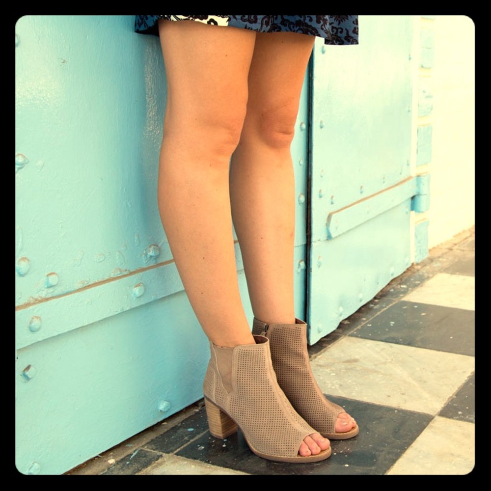 TOMS Majorca Peep-Toe Bootie