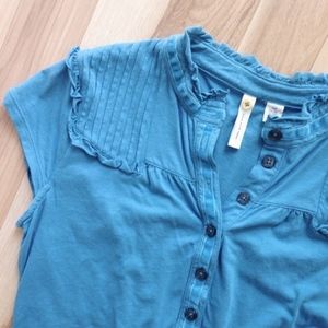 Anthro | Little Yellow Button Short Sleeve Popover Anthro | Little Yellow Button Short Sleeve Popover