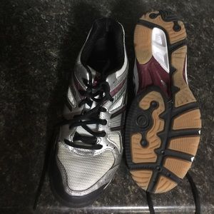 Asics volleyball shoes