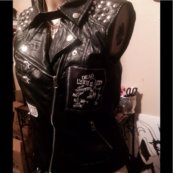 SOLD Dead kennedys spider web punk gothic VEST - Picture 3 of 4