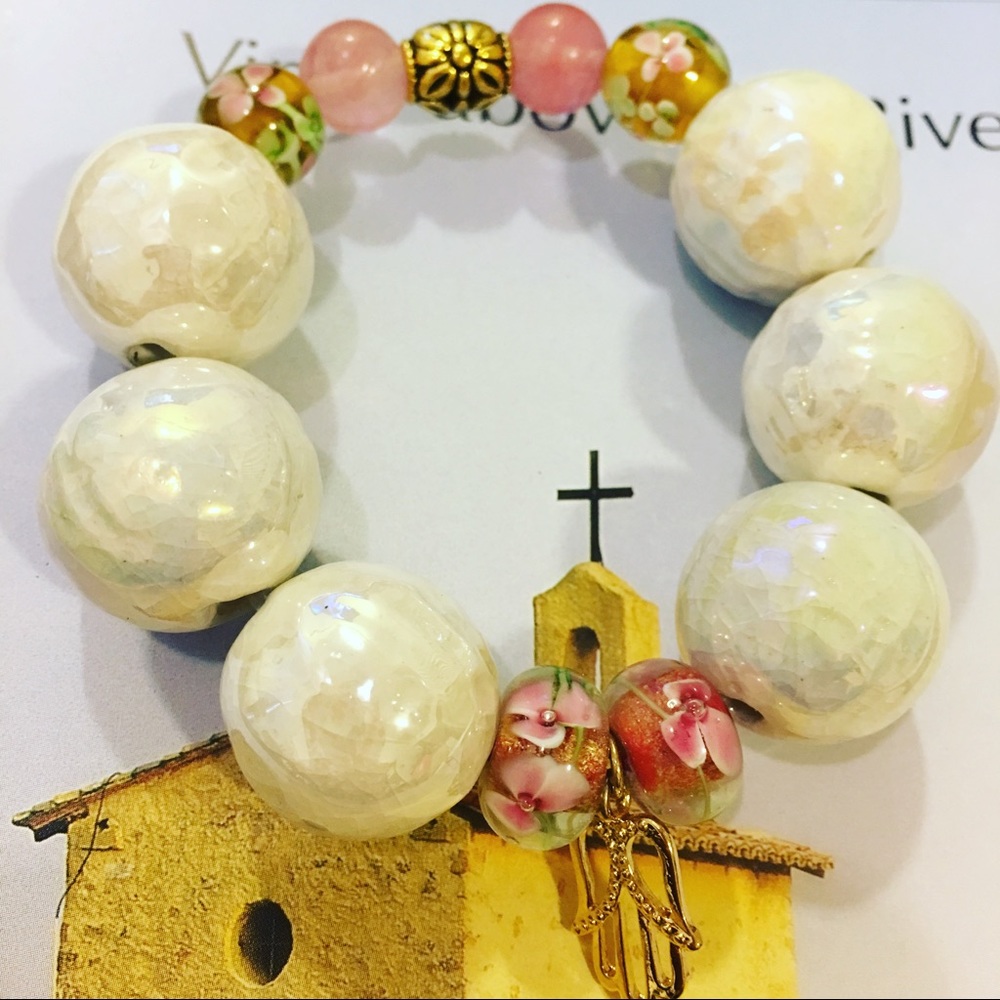 Angel wings charm bracelet