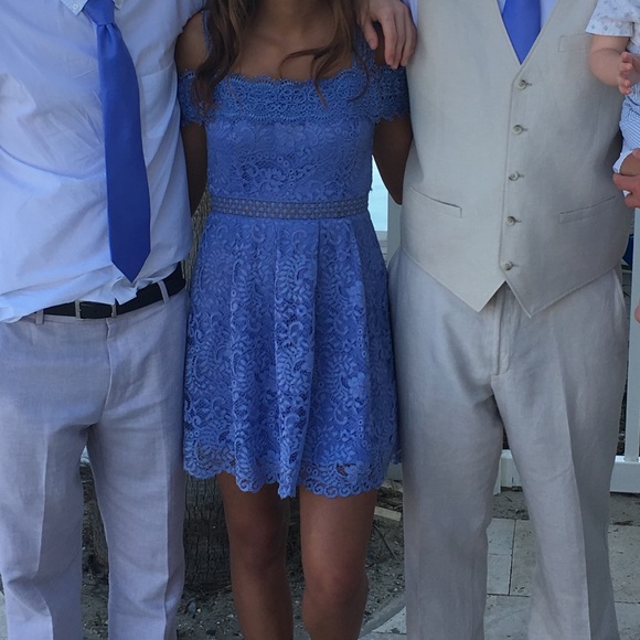 Blue dress - Picture 3 of 3