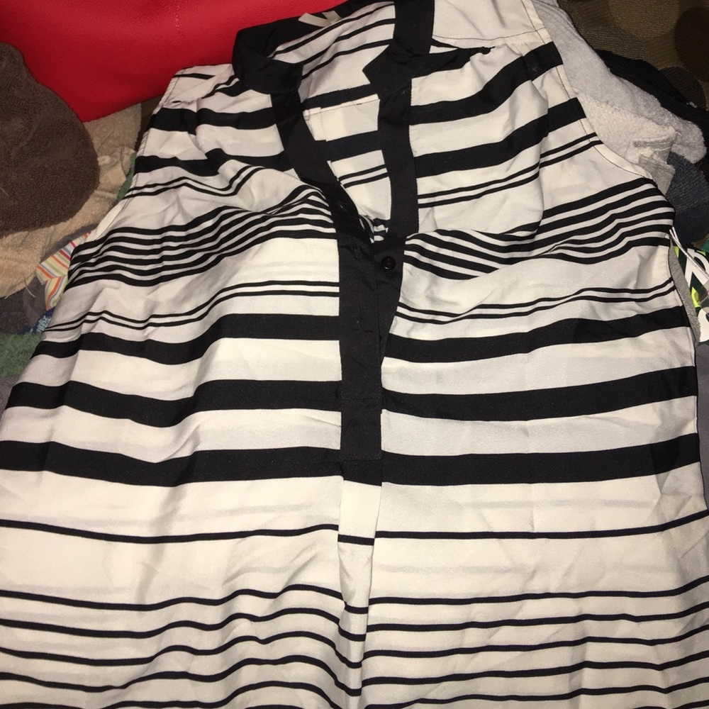 Brand New Sleeveless Shirt