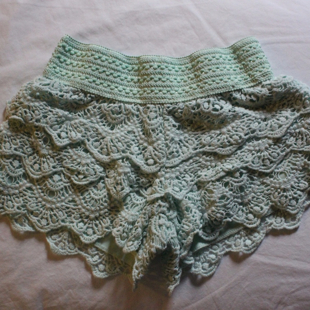 Jolt Mint Green Lace Crochet Shorts