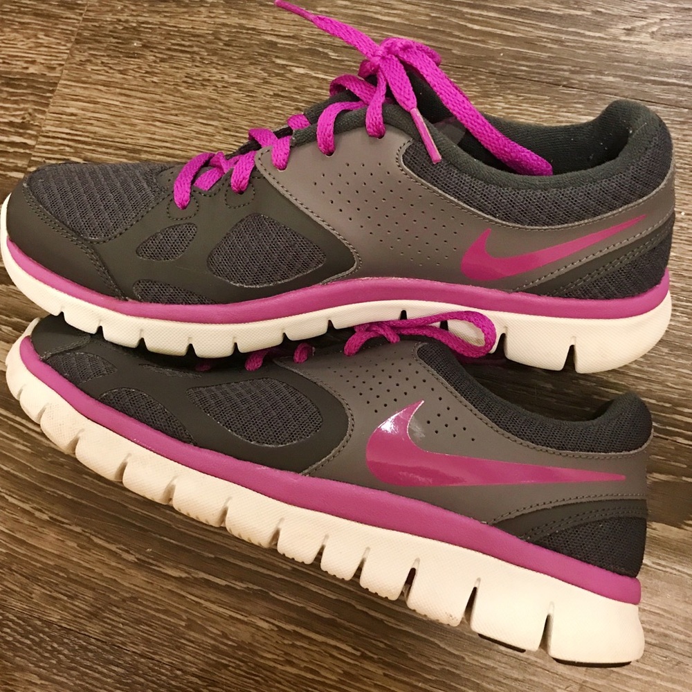 Nike Running Shoes Size 8.5