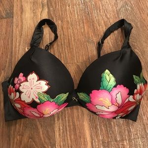 Victoria's Secret Push Up