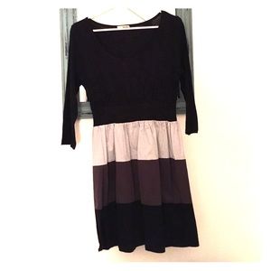 Mid-Sleeve Dress w/ Color-block Skirt