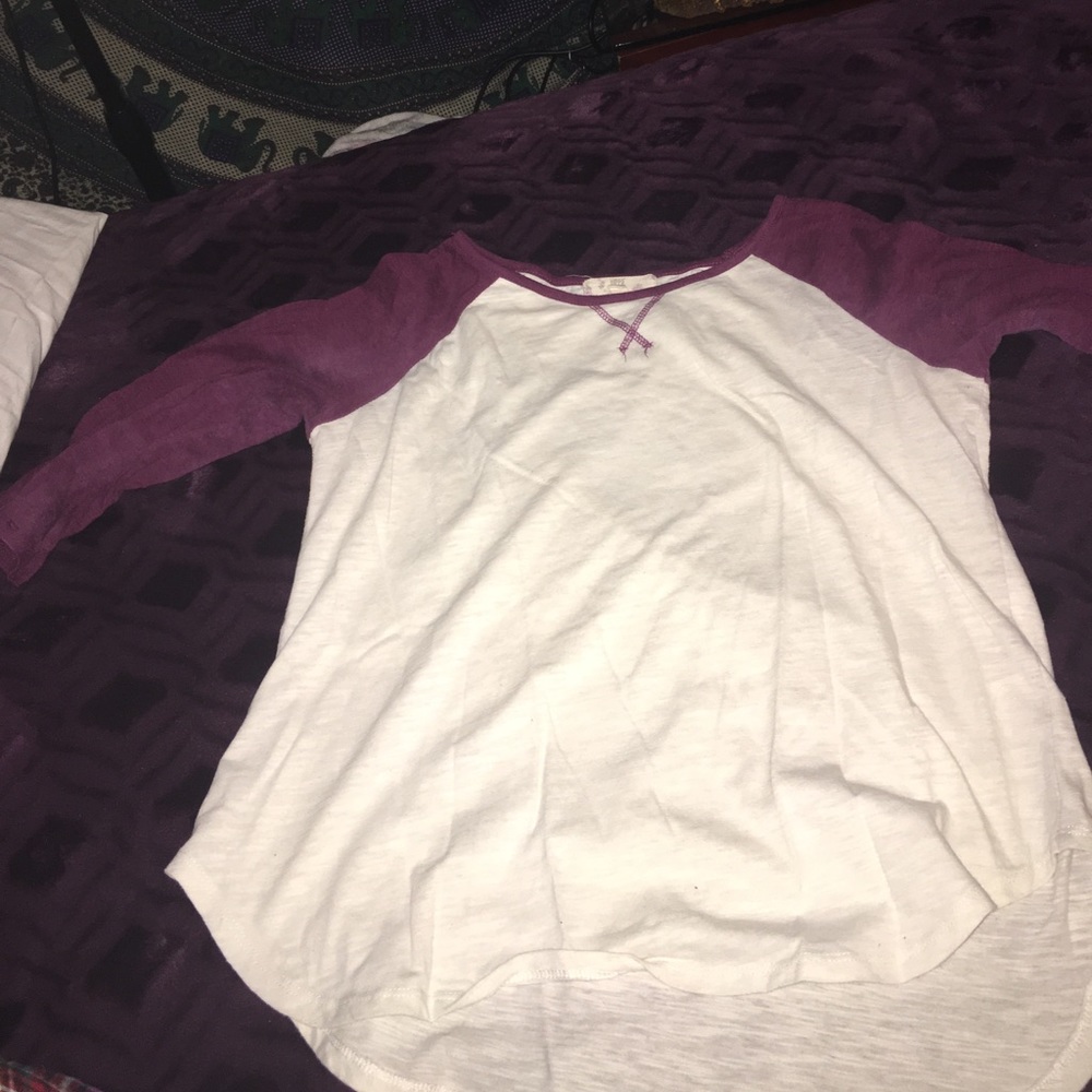 Mid-sleeved maroon shirt, and the same in blue.