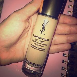 YSL radiance foundation