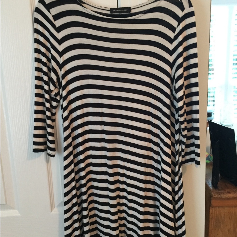 Hourglass lily tshirt dress