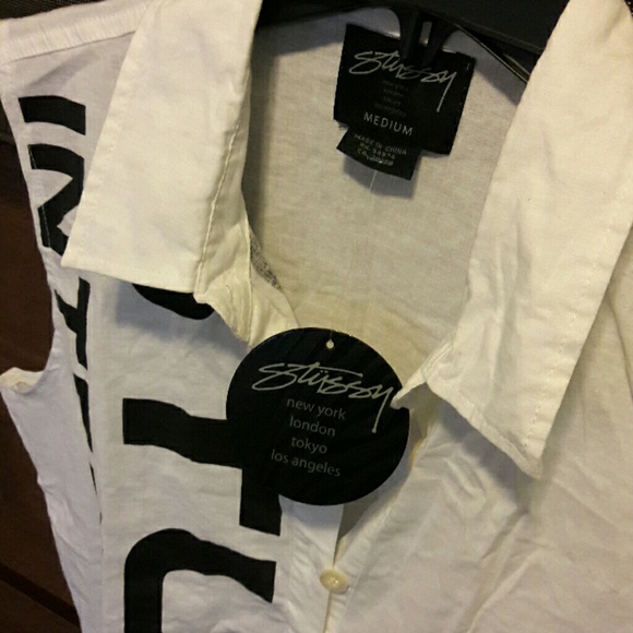 New Stussy Button up Shirt - Picture 2 of 2