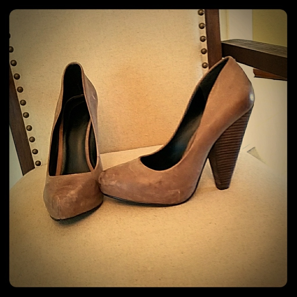 Beautiful Rustic Trouve pumps