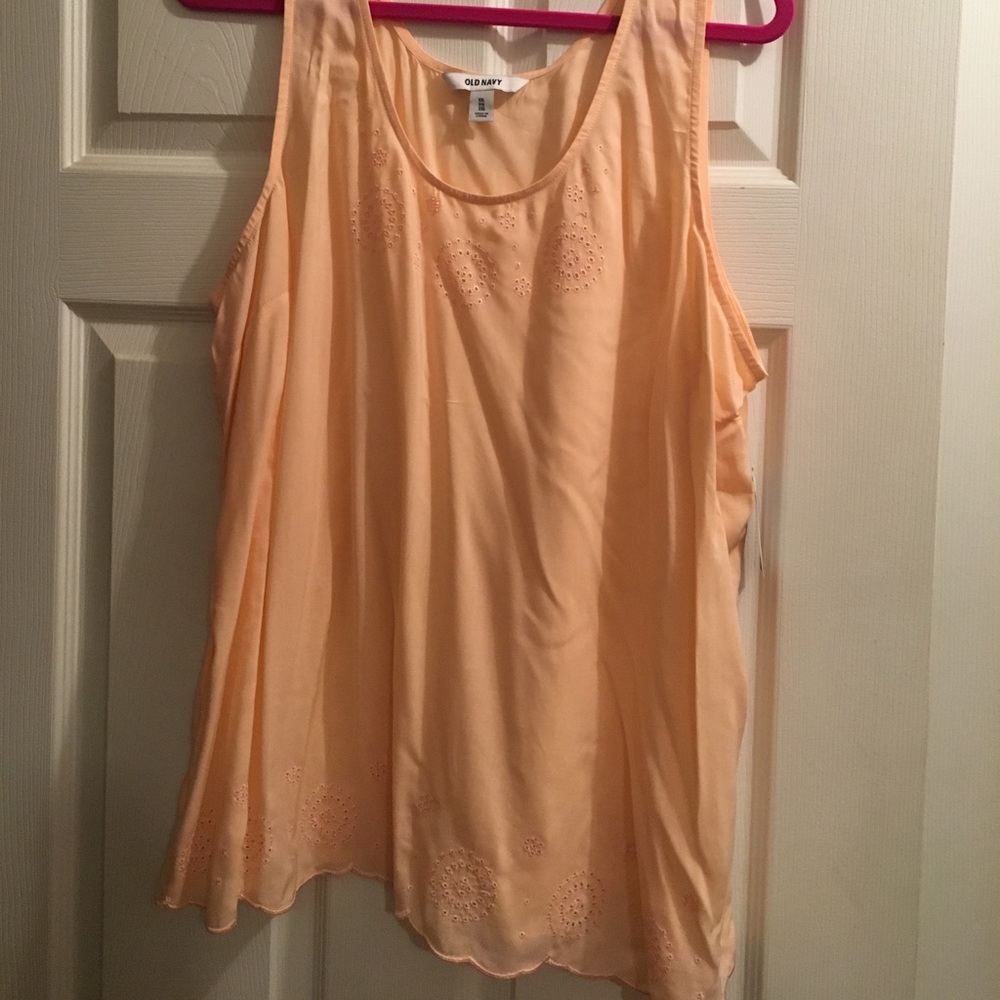 Scallop Tank Top