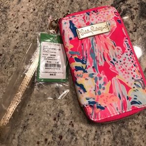NWT Lilly Pulitzer Tiki Palm Phone case