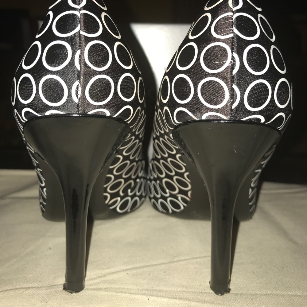 💖PRICE ⬇️💖 Jessica Simpson Henri Heels 👠 - Picture 5 of 7