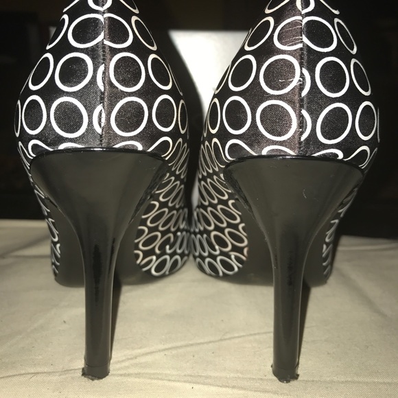 💖PRICE ⬇️💖 Jessica Simpson Henri Heels 👠 - Picture 5 of 7