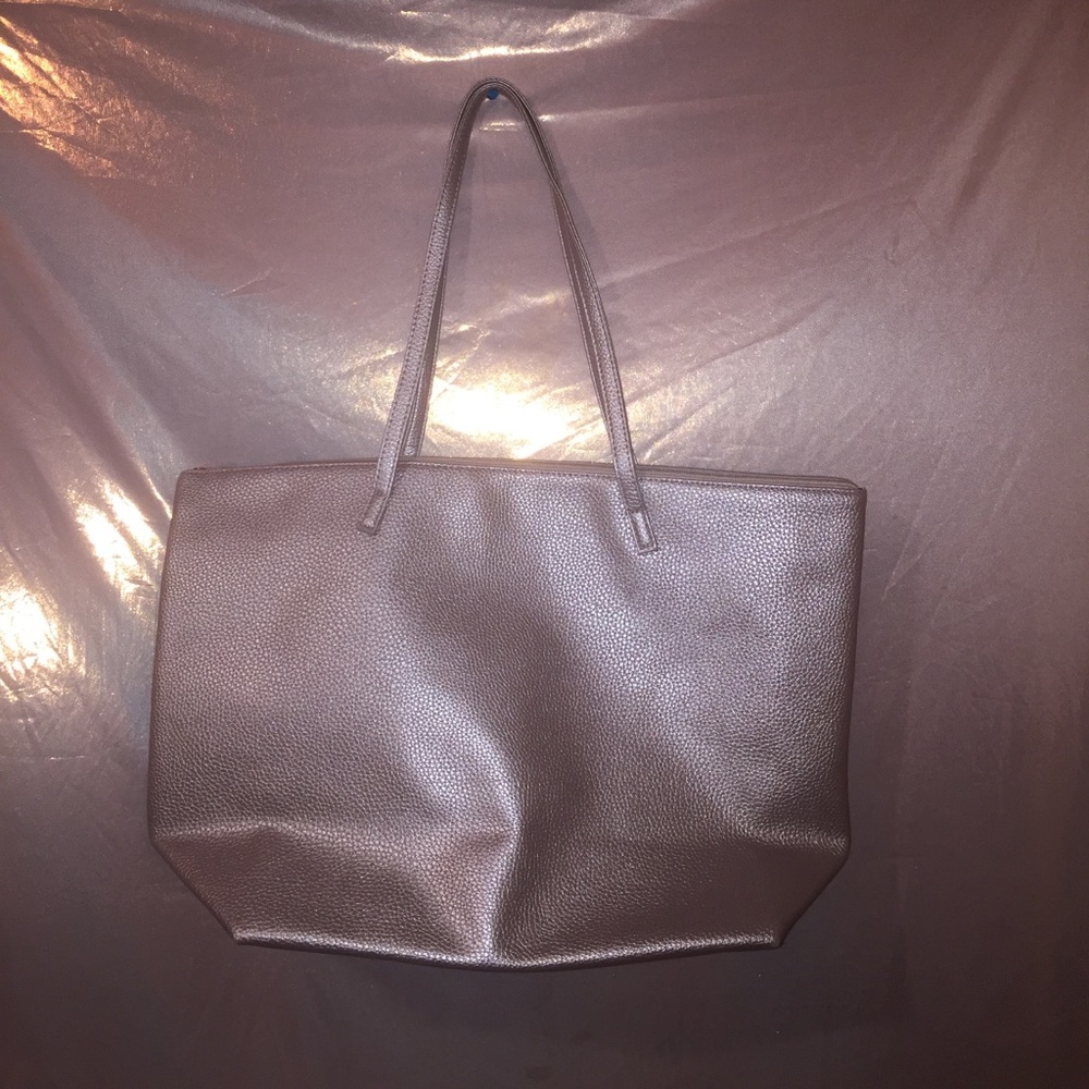 Very Roomy Light Pinkish Purse