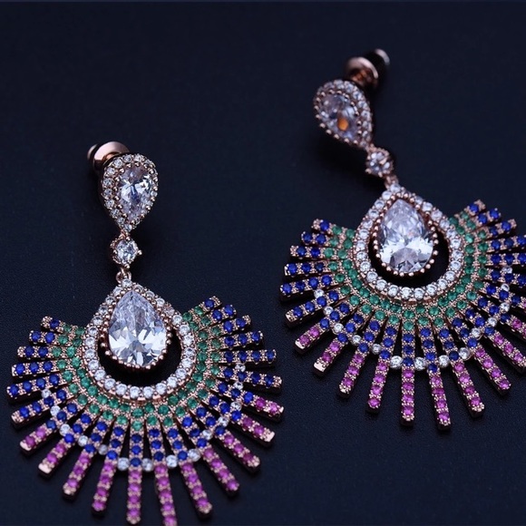 CZ Earring. - Picture 4 of 4