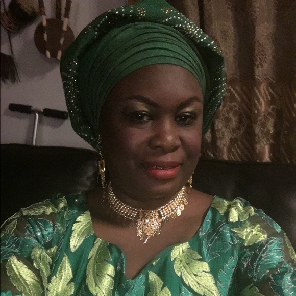 Meet your Posher, Ayishetu - Picture 1 of 1