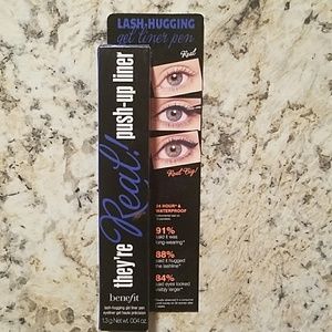 Benefit They're Real Push-up liner (Blue)