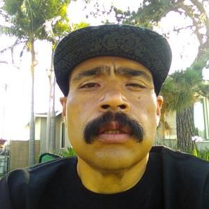 Meet your Posher, Charles