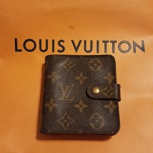 Authentic Louis Vuitton monogram wallet