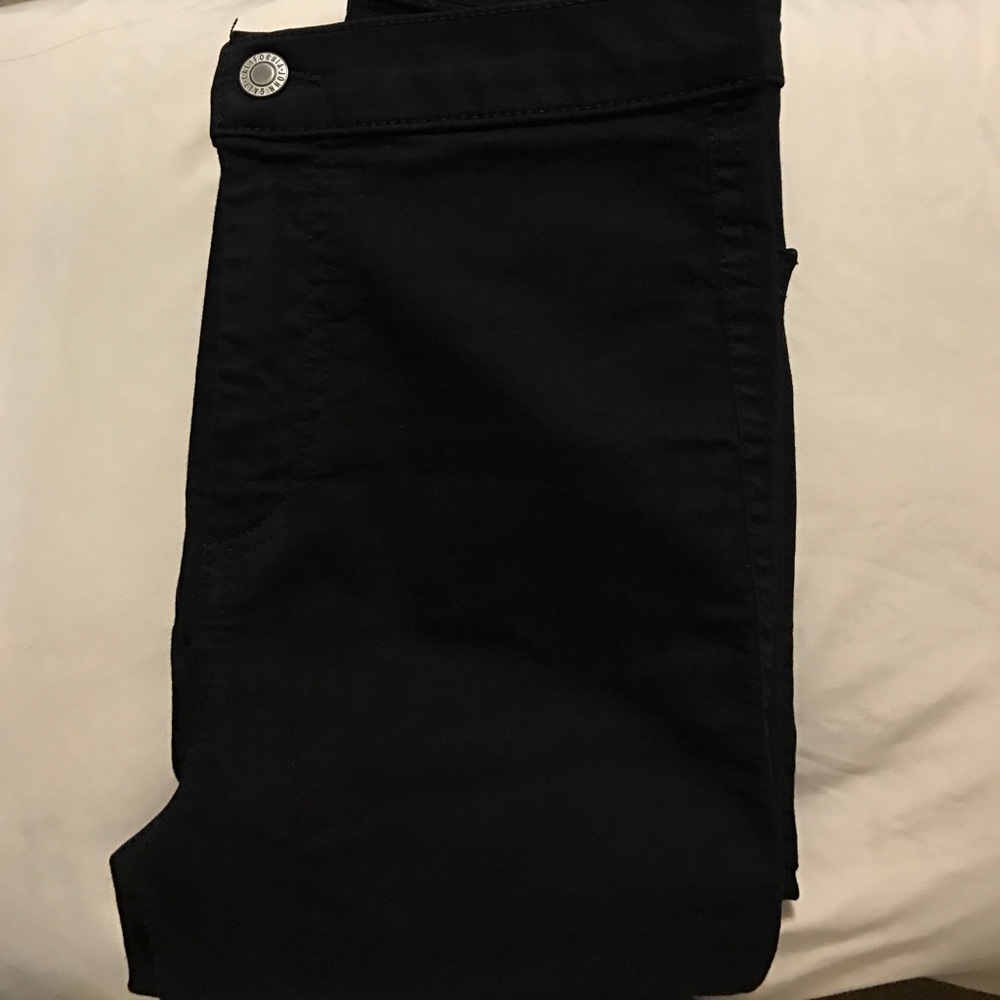 Brandy Melville Black High Waisted Jeans