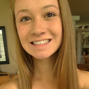 Meet your Posher, Ellie