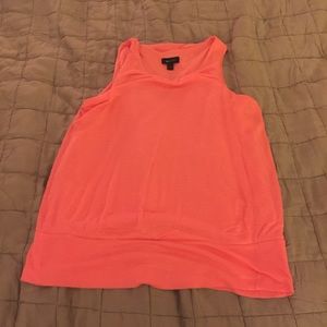 Salmon colored tank top