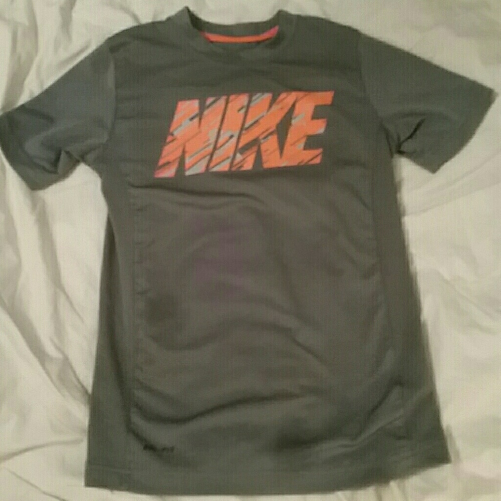 Nike dry fit shirt