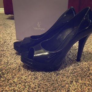 Vera Wang Classic Pumps