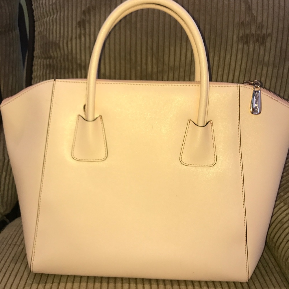 Authentic Valentino bag - Picture 2 of 5