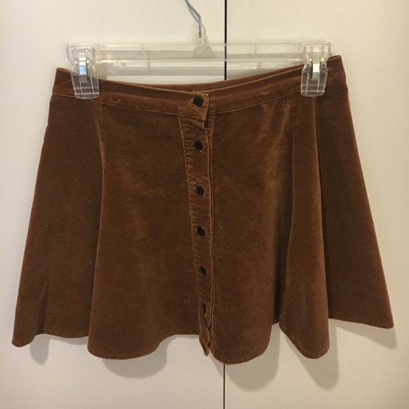 button up flare skirt - Picture 1 of 3