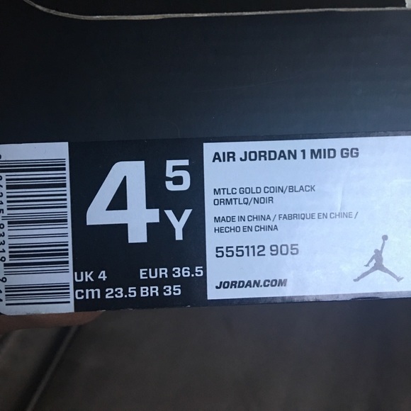 Gold Air Jordan 1s 4.5 - Picture 5 of 5