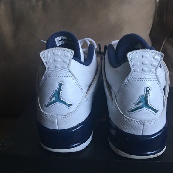 Air Jordan 4 - Picture 3 of 6