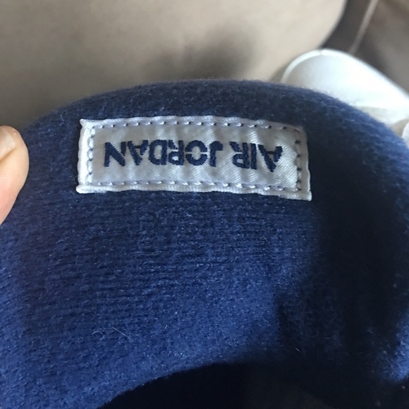 Air Jordan 4 - Picture 4 of 6