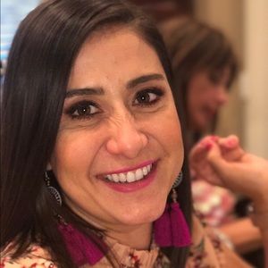 Meet your Posher, Lizeth