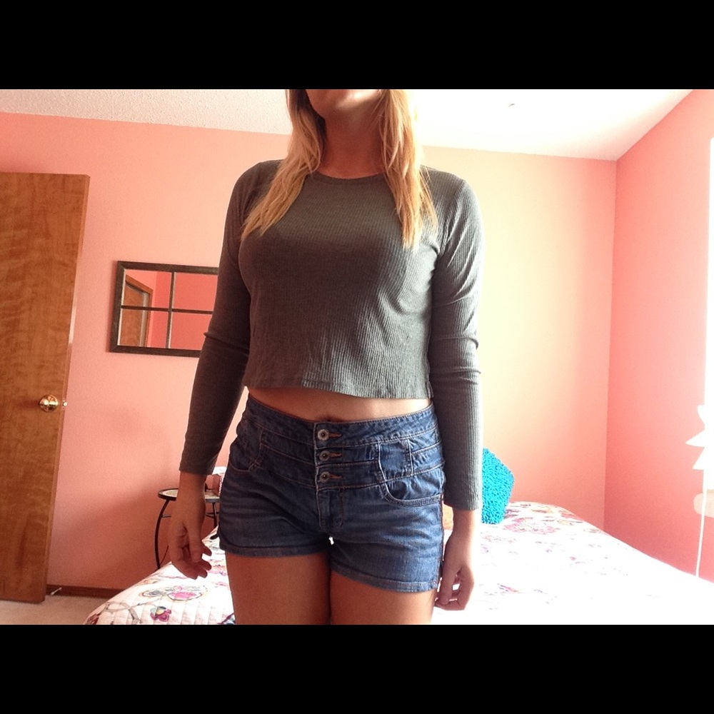 Green crop shirt.