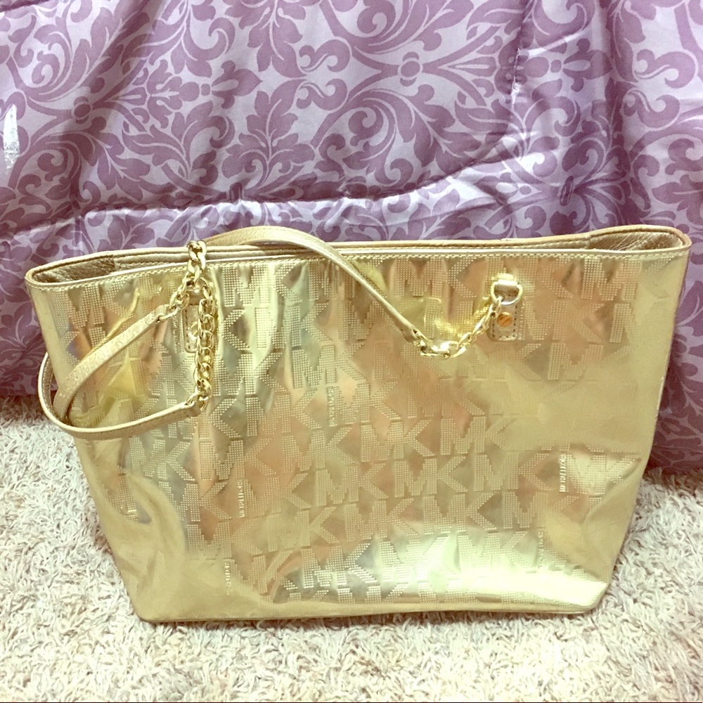 Micheal Kors Purse