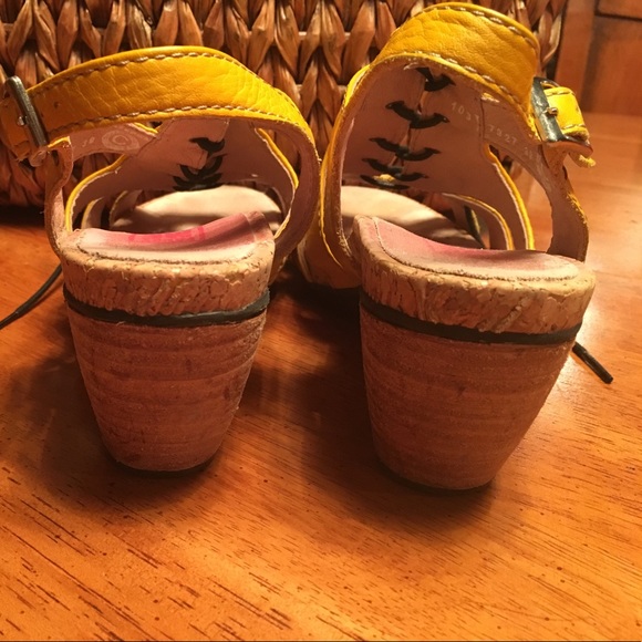 Wolky Lion Slingback Buckle Strap Lace Up Sandal - Picture 5 of 7